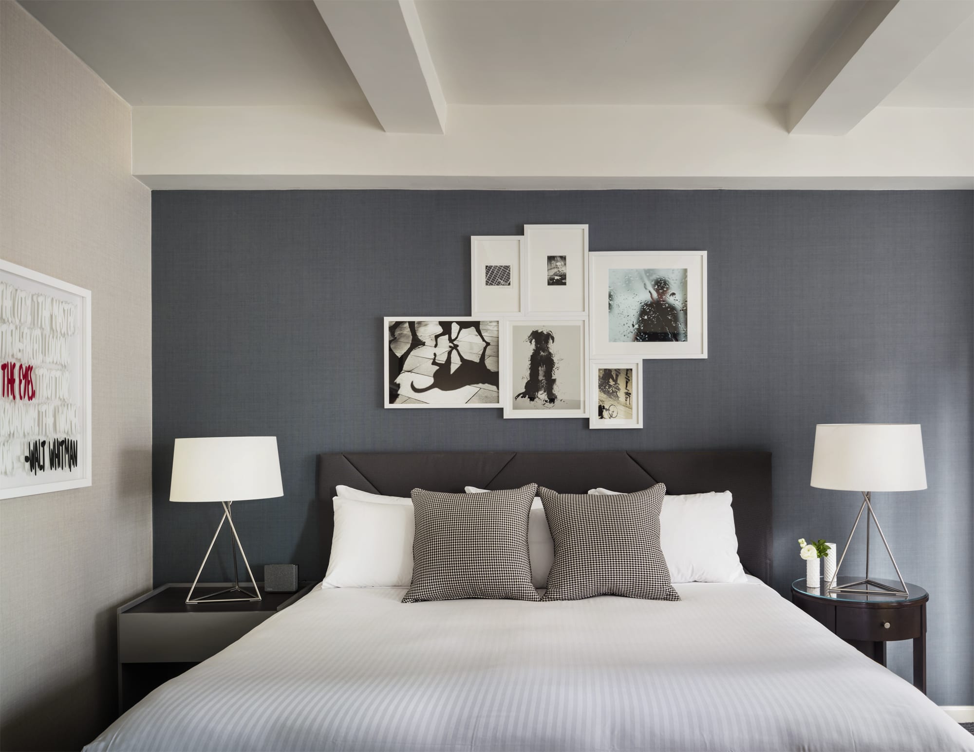 Shelburne Hotel & Suites Guestroom Bed